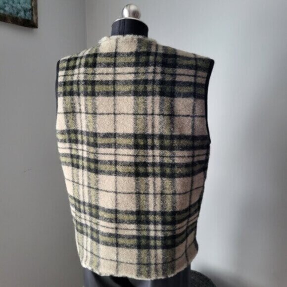 YEST Reversible  Plaid/Leopard Print Vest NWT Sz 6 - Picture 2 of 13